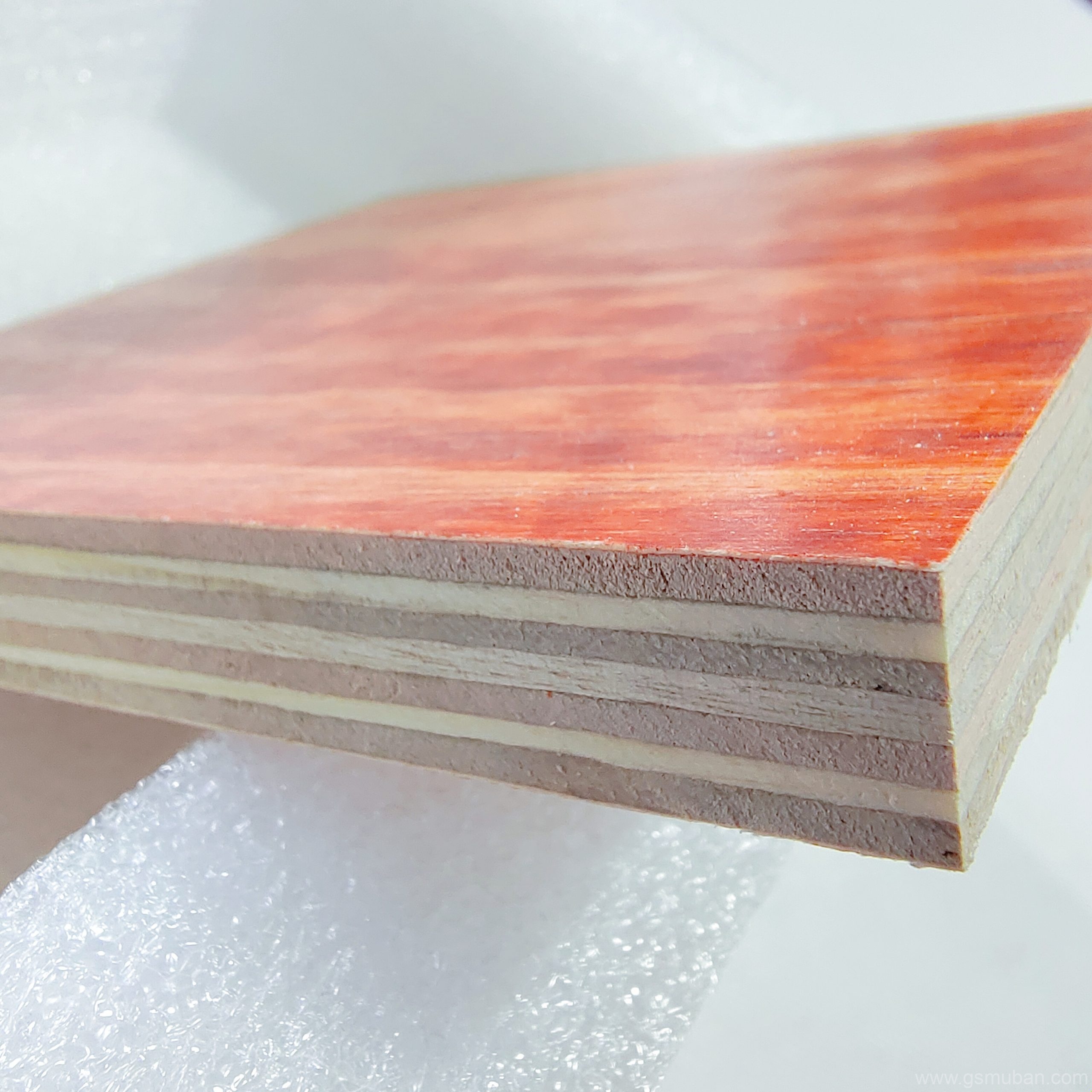 優(yōu) 質(zhì)建筑模板廠家推薦：如何選擇高性價比施工材料？